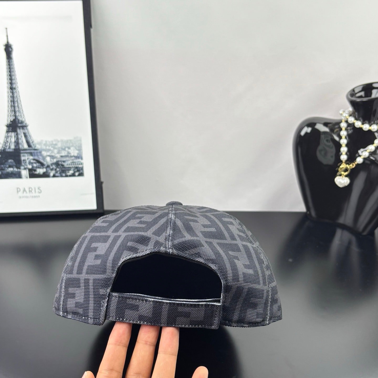 Casquette F plate