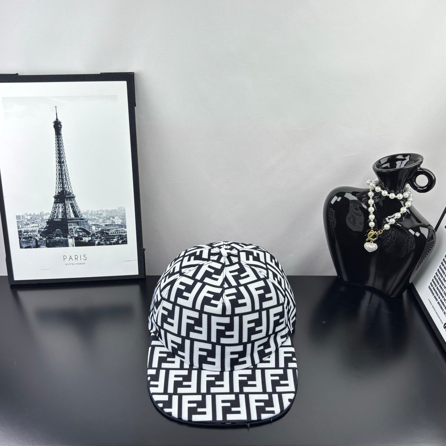 Casquette F plate