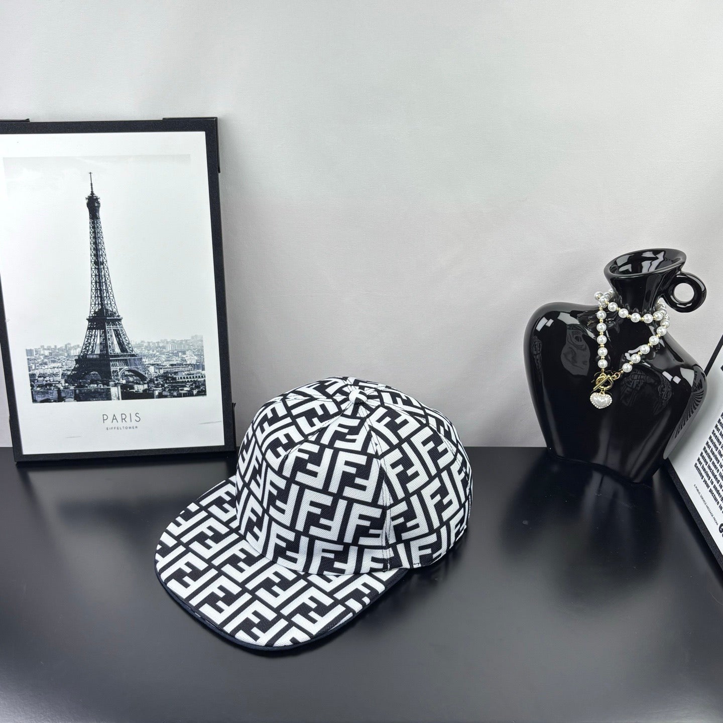Casquette F plate