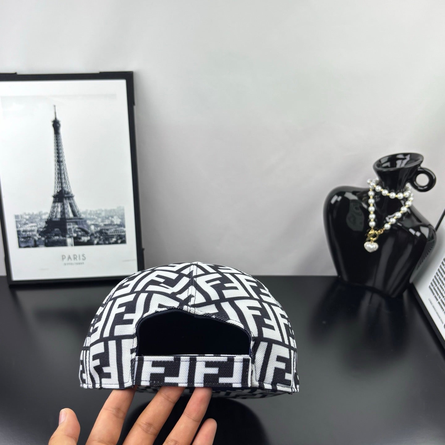 Casquette F plate